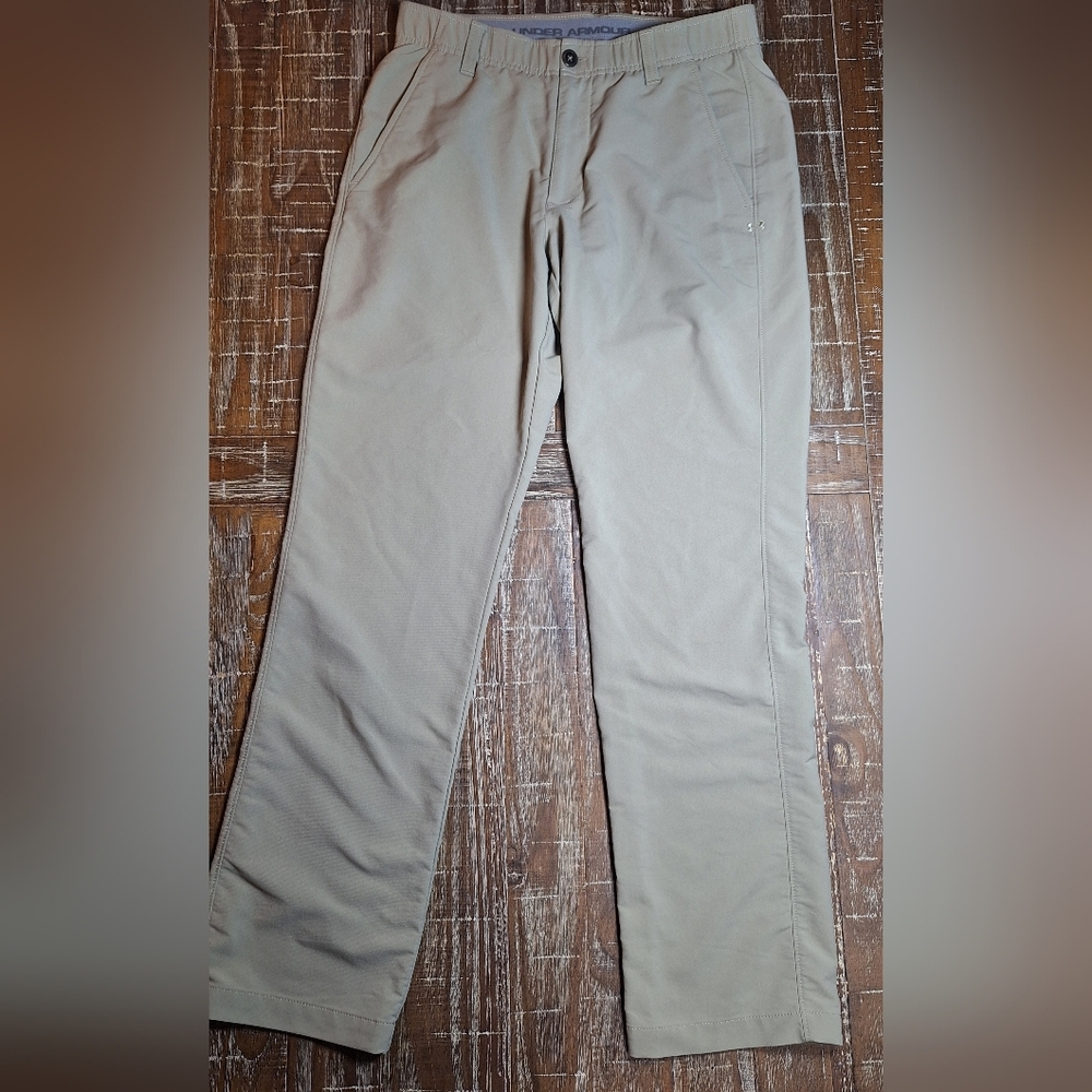Under Armour Pants Mens 32x32 Flat Front Chinos Khaki Beige Athletic Logo‎